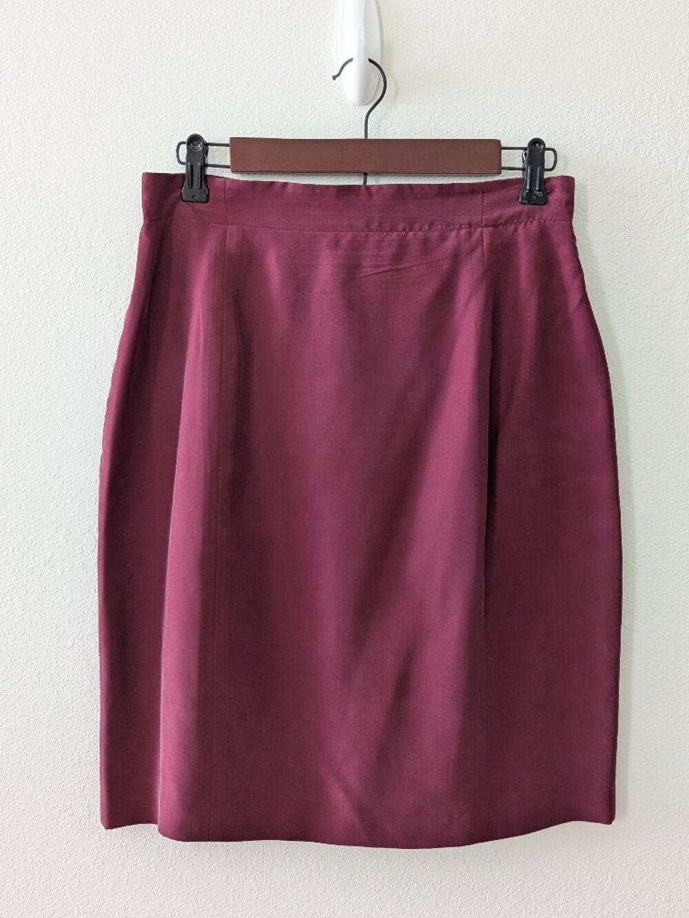 Apart 100% Silk Burgundy Pencil Skirt Size 12 Lined Classic
